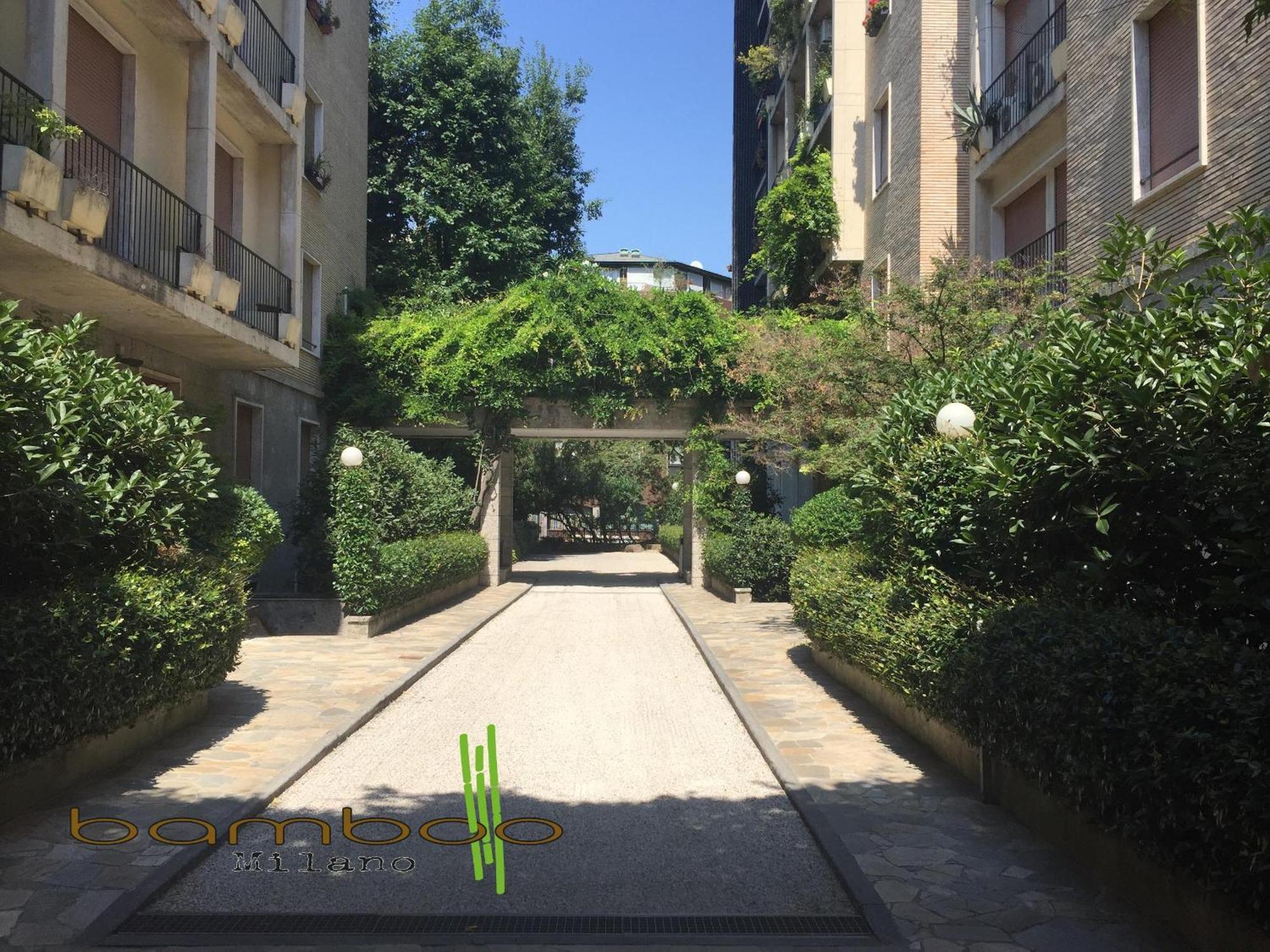 Апартаменты Bamboo Milano Duomo Экстерьер фото